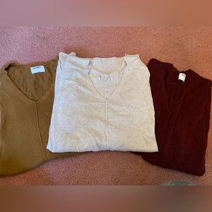 Old navy sweater (s)